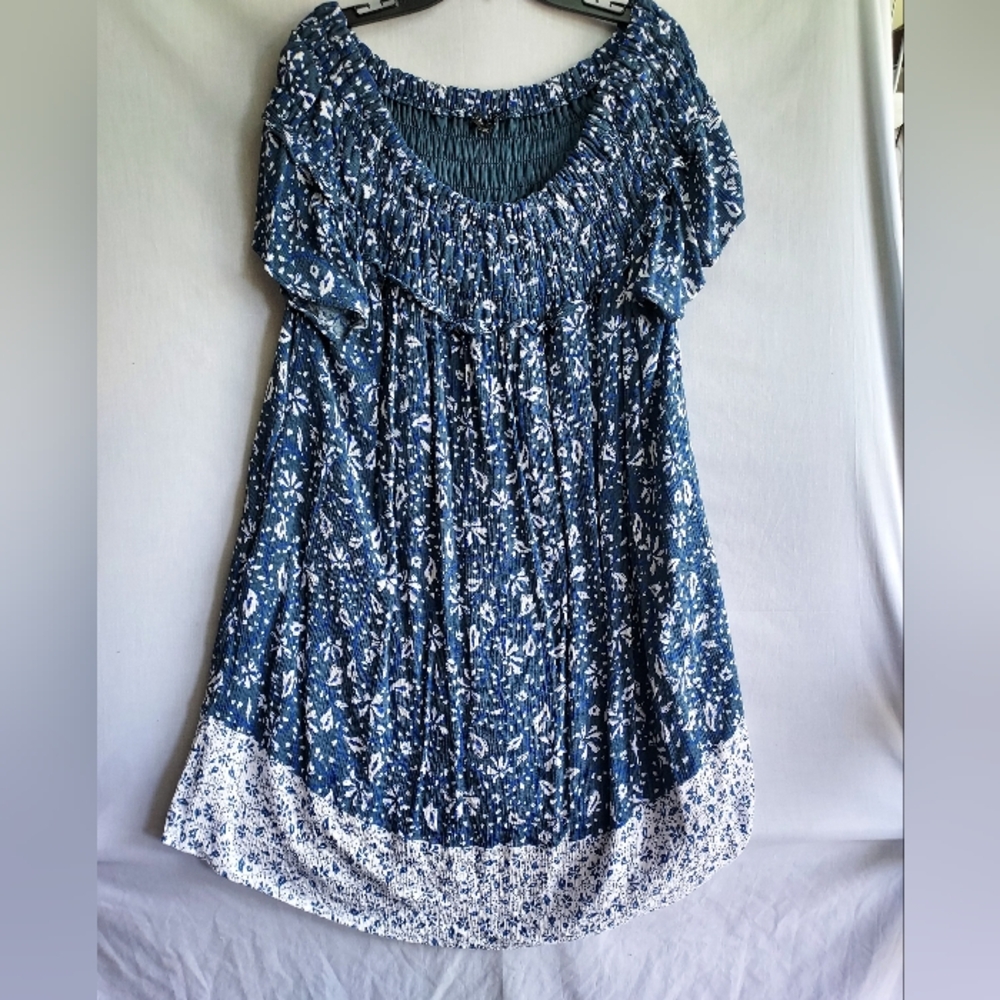 Lane Bryant off shoulder blue floral‎ pattern women's dress